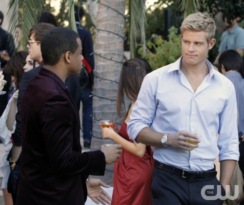 "Holiday Madness"--LtoR: Tristan Wilds as Dixon Wilson and Trevor Donovan as Teddy on 90210 on The CW. Photo: Michael Desmond/The CW &copy;2010 The CW Network. All Rights Reserved.