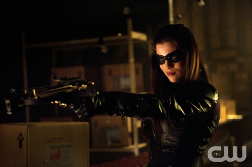 Arrow -- "Vendetta" -- Image AR108b_0244 -- Pictured: Jessica De Gouw as Huntress -- Photo: Diyah Pera/The CW -- ©2012 The CW Network. All Rights Reserved