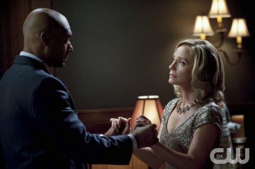 Arrow -- "Year's End" -- Image AR109b_0239b -- Pictured (L-R): Colin Salmon as Walter and Susanna Thompson as Moira -- Photo: Cate Cameron/The CW -- ©2012 The CW Network. All Rights Reserved
