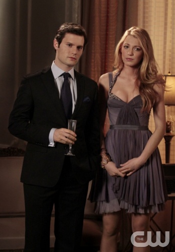 "The Princesses And The Frog" Pictured (L-R) Hugo Becker as Louis and Blake Lively as Serena Van Der Woodsen in Gossip Girl on THE CW. PHOTO CREDIT: GIOVANNI RUFINO/ THE CW ©2011 The CW Network, LLC. All Rights Reserved
