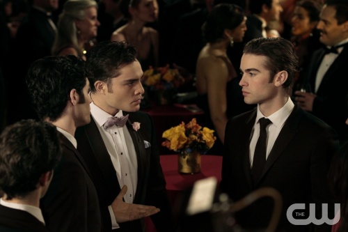 "The Wrong Goodbye"  -- Penn Badgley as Dan Humphrey, Ed Westwick as Chuck Bass and Chace Crawford as Nate Archibald on Gossip Girl on The CW.  Photo Credit: Giovanni Rufino/ THE CW 2011 The CW Network, LLC. All Rights Reserved