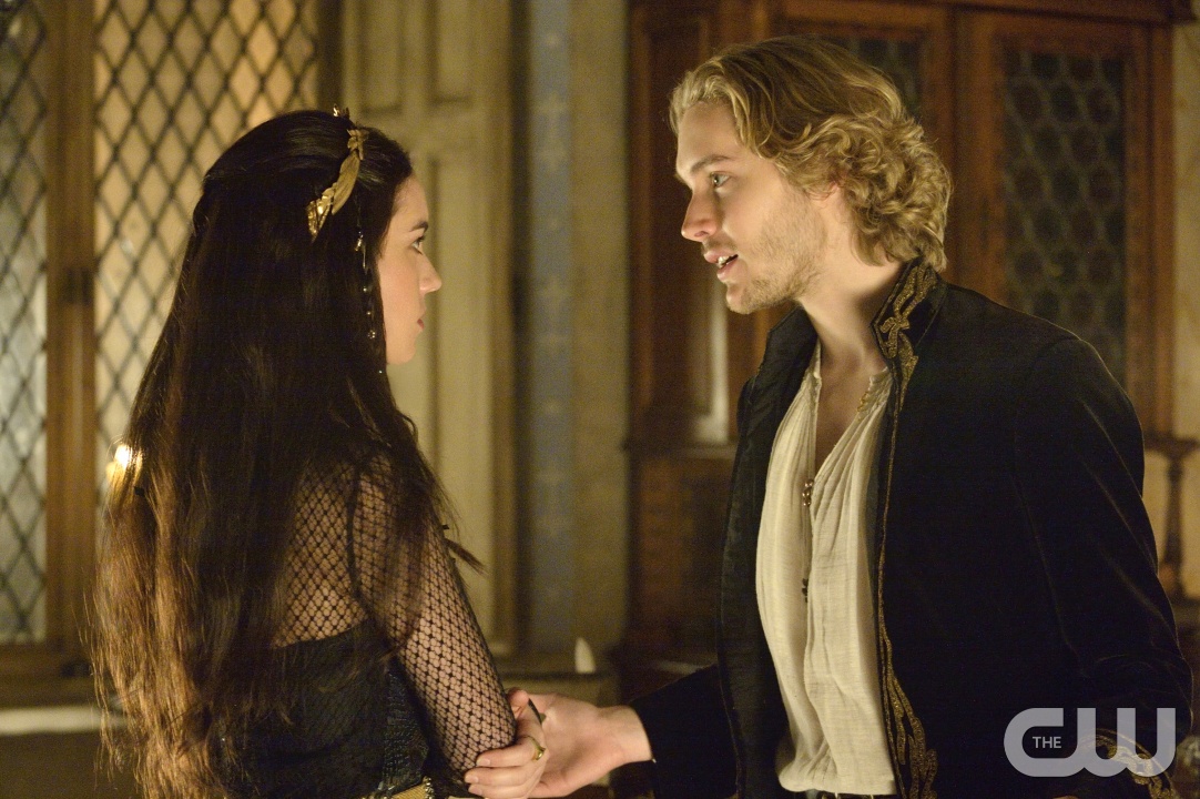 REIGN Picture #3938 Toby Regbo & Adelaide Kane