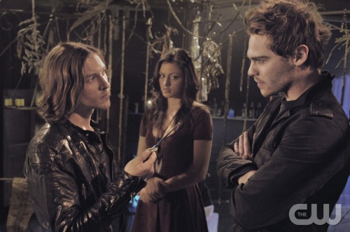 "Witness" -- Pictured (L-R): Michael Graziadei as Callum, Phoebe Tokin as Faye, and Grey Damon as Lee in The Secret Circle on The CW.  Photo: Sergi Bachlakov/The CW  ©2011 The CW Network. All Rights Reserved.