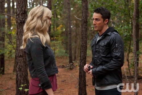 "The Sacrifice" - Candice Accola as Caroline, Michael Trevino as Tyler in THE VAMPIRE DIARIES on The CW. Photo: Bob Mahoney/The CW &copy;2010 The CW Network, LLC. All Rights Reserved.