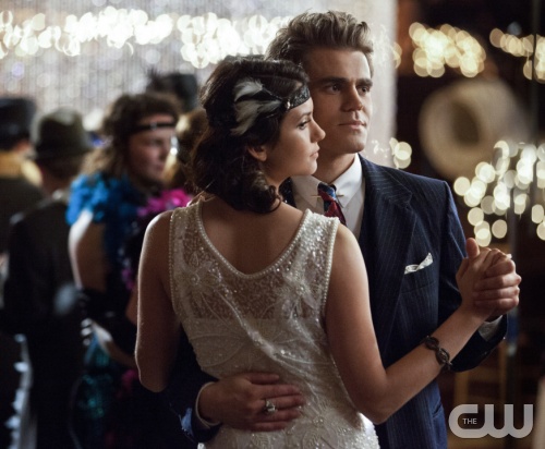 "Do Not Go Gentle"-- Pictured (L-R): Nina Dobrev as Elena and Paul Wesley as Stefan in THE VAMPIRE DIARIES on The CW. Photo: Bob Mahoney/The CW ©2012 The CW Network. All Rights Reserved.