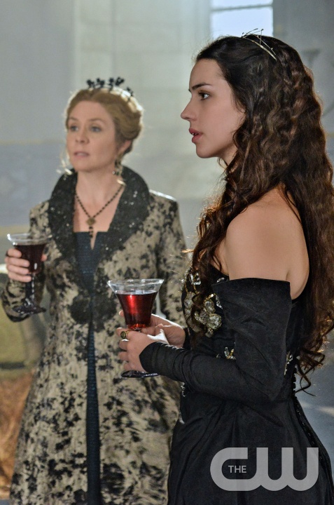 REIGN, (from left): Toby Regbo, Adelaide Kane, Snakes In The Garden ,  (Season 1, ep. 102