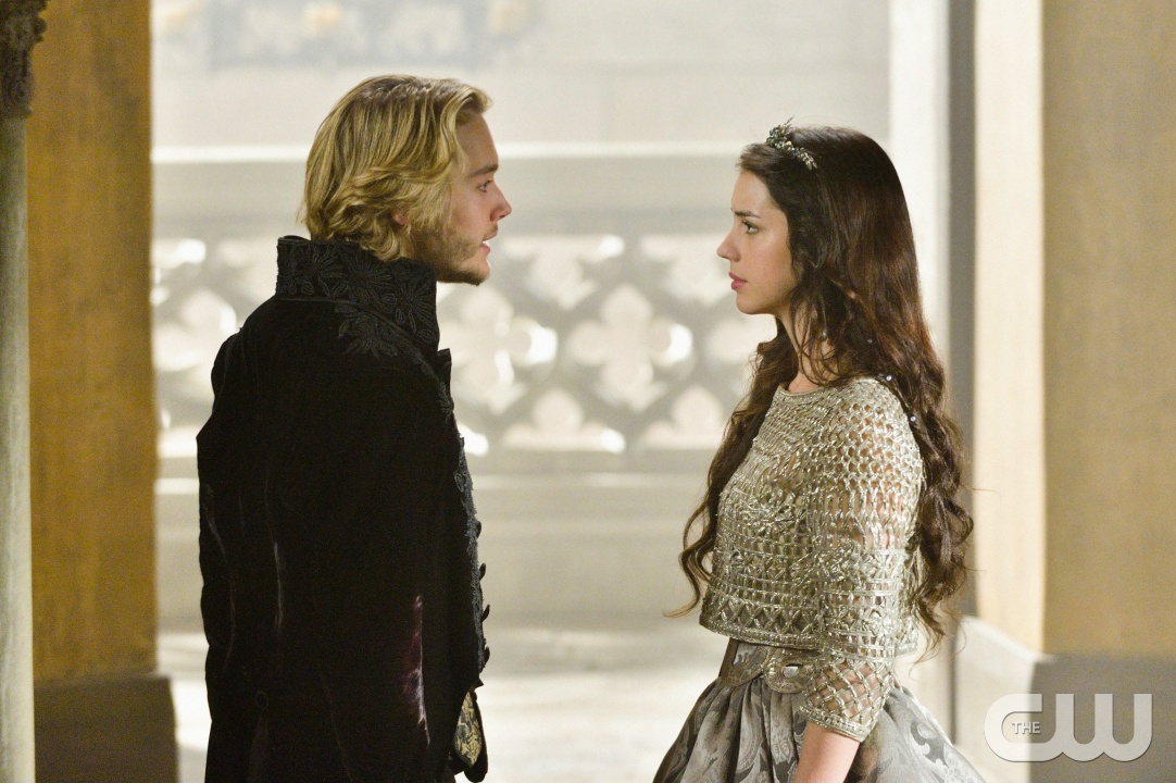 REIGN, (from left): Toby Regbo, Adelaide Kane, Snakes In The Garden ,  (Season 1, ep. 102