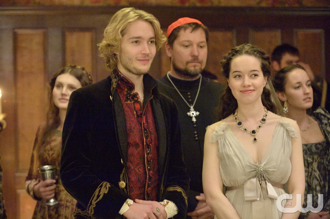 REIGN, (from left): Toby Regbo, Adelaide Kane, Snakes In The Garden ,  (Season 1, ep. 102