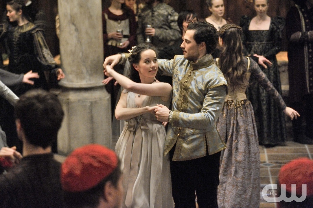 REIGN, (from left): Toby Regbo, Adelaide Kane, Snakes In The Garden ,  (Season 1, ep. 102